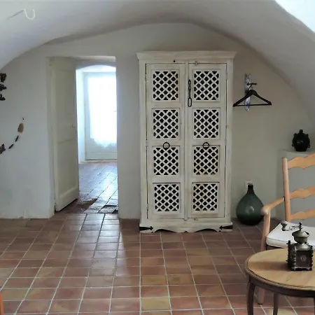 Le Mas Bas Aigoual Bed & Breakfast *